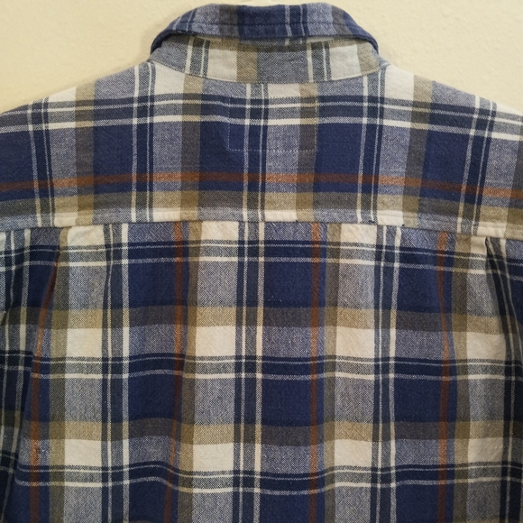 Quizz New York Woman's Size Medium Pearl Snap Button Up Shirt - Picture 9 of 11